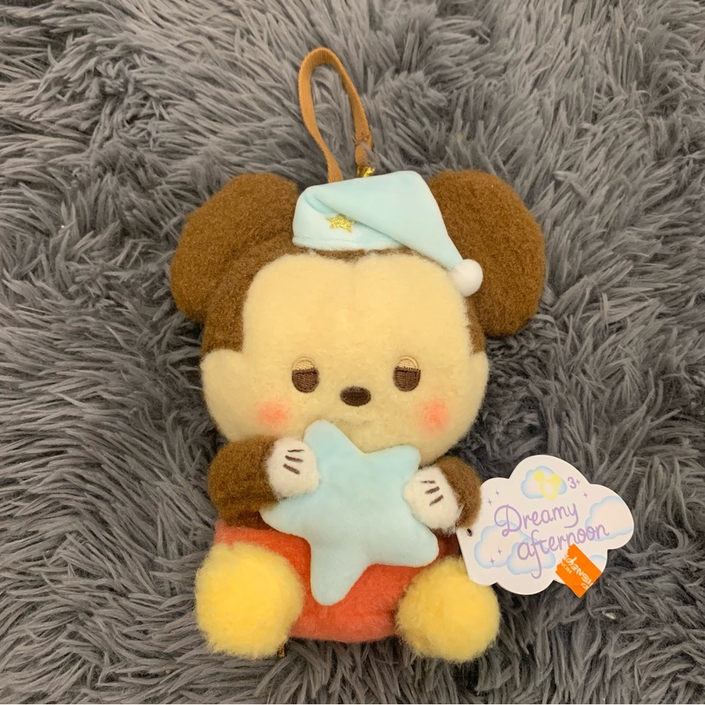 BNWT 2025 Disneyland Hong Kong Dreamy Afternoon Mickey Mouse Plush Pouch Pendant